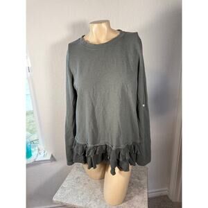 Altar’d State Gray Ruffle Hem Top Roll Tab Sleeves Large EUC